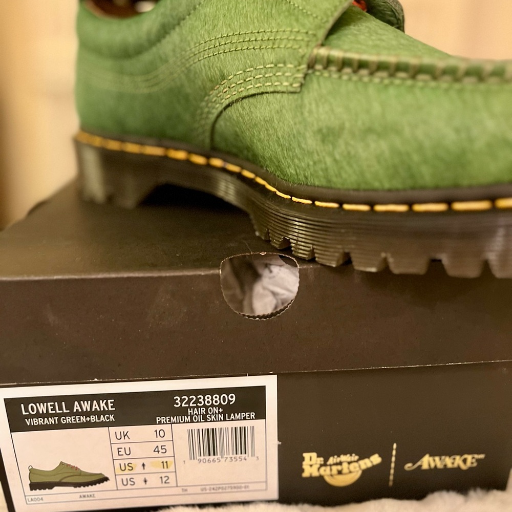 Dr. Martens Green Men's Oxfords - Picture 12 of 12